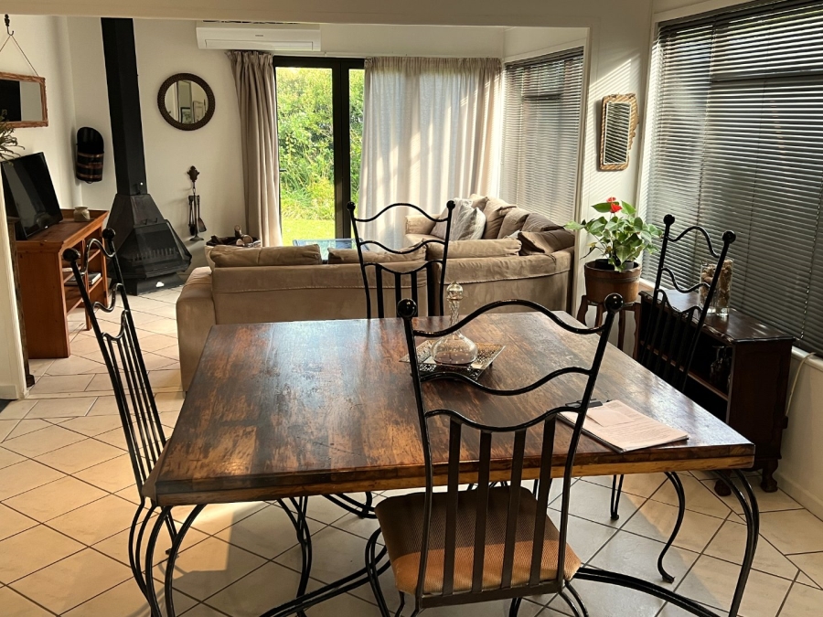 2 Bedroom Property for Sale in Harkerville A H Western Cape